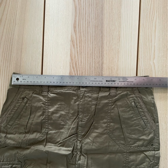 Hei Hei mini skirt sz 12 cargo pockets olive anthropologie urban outfitters - Picture 7 of 12